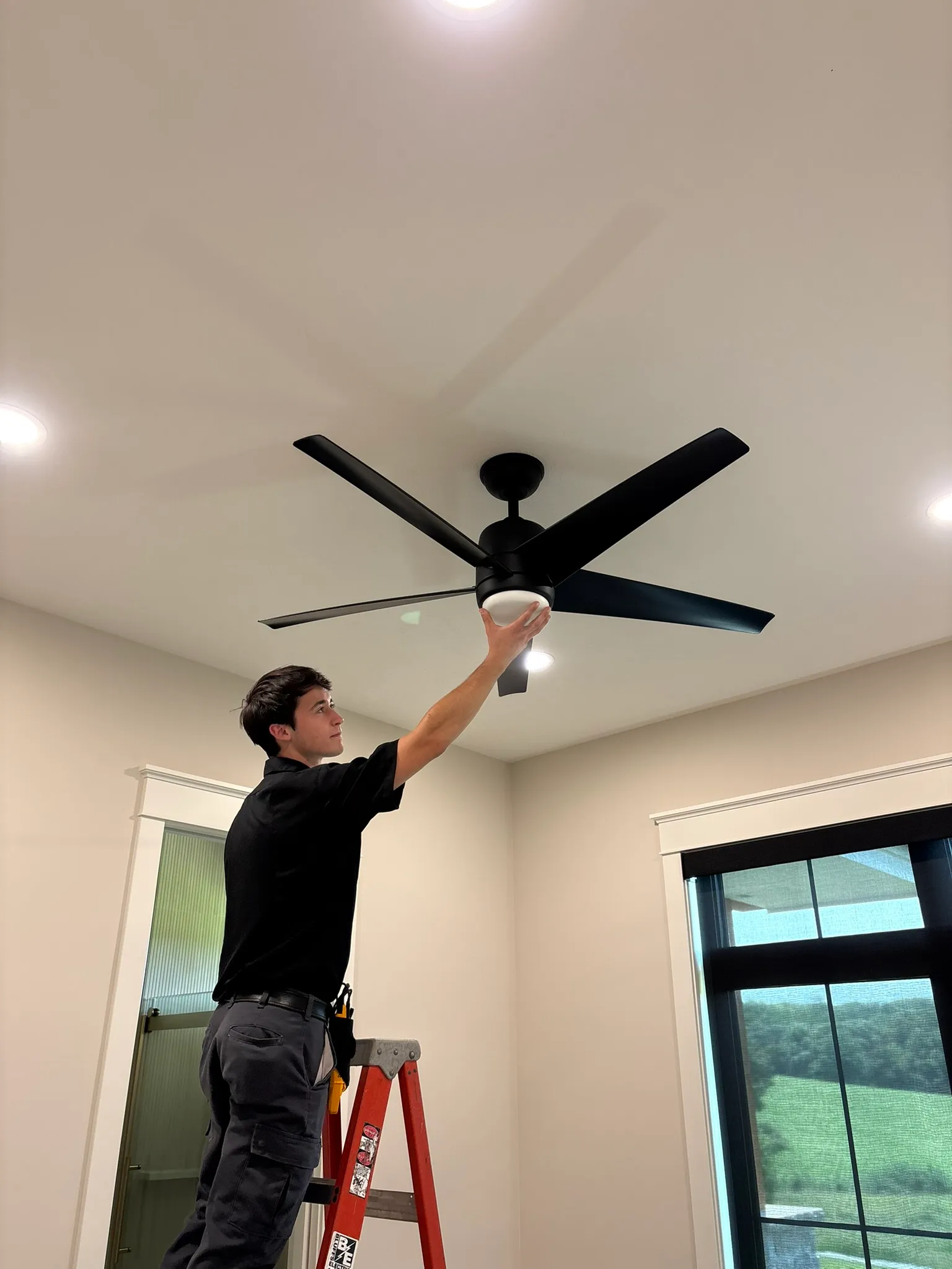 Ceiling fan installation in Council Bluffs living room
