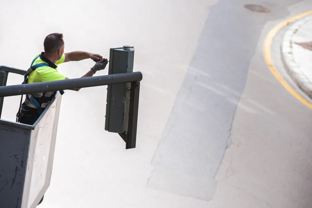 Traffic signal maintenance work in Council Bluffs